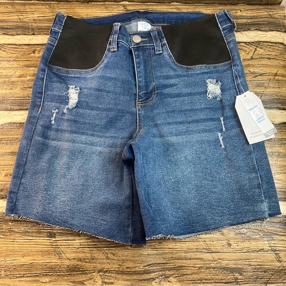 Time and Tru comfort stretch jean bermuda maternity shorts small (4-6) - Picture 3 of 8